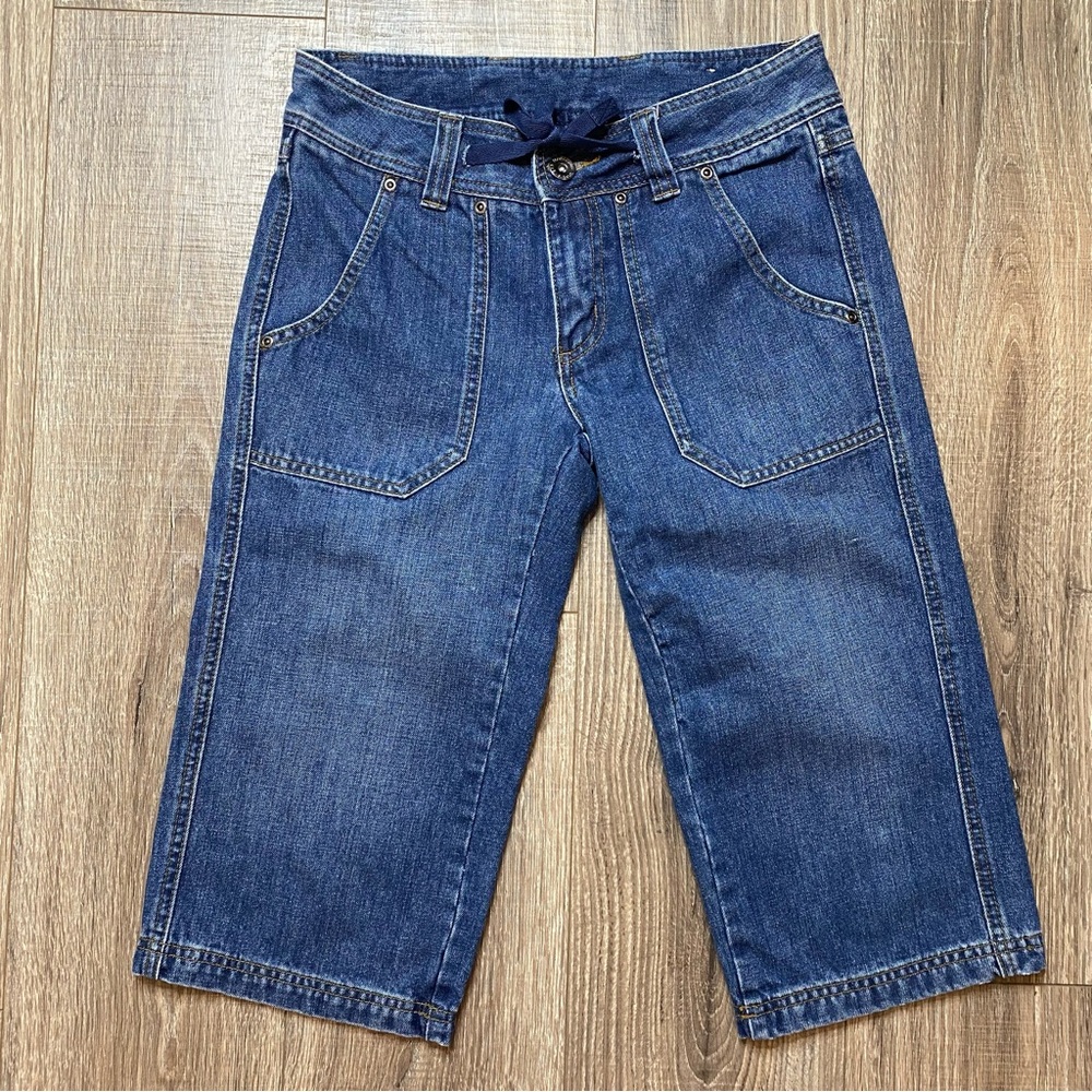 Magellan Sportswear cropped denim jeans, size 2